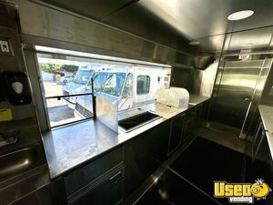 2005 P42 All-purpose Food Truck Ice Bin California Gas Engine for Sale