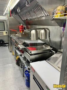 2005 P42 All-purpose Food Truck Stainless Steel Wall Covers South Carolina Gas Engine for Sale