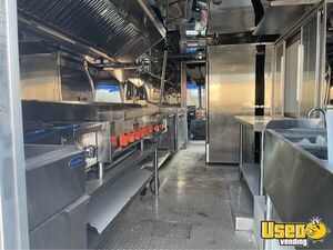 2005 P42 All-purpose Food Truck Stovetop Wisconsin Diesel Engine for Sale