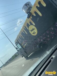 2005 18' Workhorse P42 Diesel Food Truck with Pro-Fire Suppression for Sale in Texas!