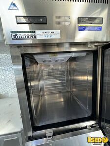 2005 P42 All-purpose Food Truck Transmission - Automatic California Gas Engine for Sale