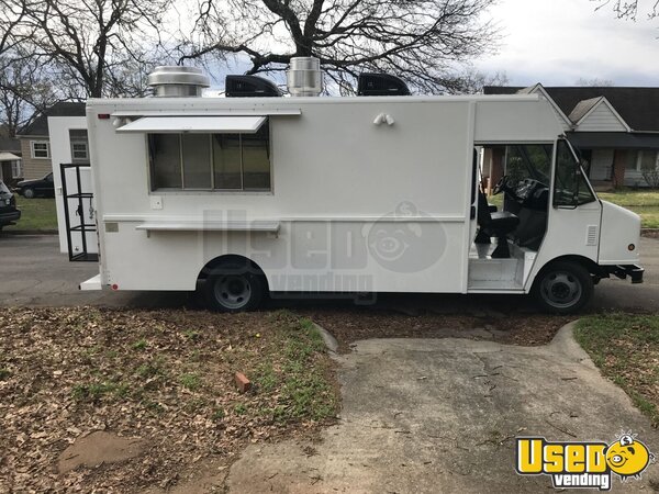 2005 P42 Kitchen Food Truck All-purpose Food Truck Alabama Gas Engine for Sale