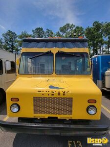 2005 P42 Kitchen Food Truck All-purpose Food Truck Awning Florida Diesel Engine for Sale