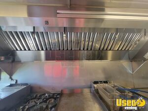 2005 P42 Kitchen Food Truck All-purpose Food Truck Fryer Florida Diesel Engine for Sale