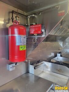 2005 P42 Kitchen Food Truck All-purpose Food Truck Prep Station Cooler Florida Diesel Engine for Sale
