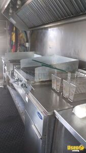 2005 P42 Step Van Kitchen Food Truck All-purpose Food Truck Exhaust Hood Texas Diesel Engine for Sale