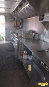 2005 P42 Step Van Kitchen Food Truck All-purpose Food Truck Fire Extinguisher Texas Diesel Engine for Sale