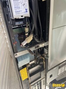 2005 Series Il Electronics Dixie Narco Soda Machine 3 Texas for Sale
