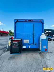 2005 Step Van All-purpose Food Truck Stainless Steel Wall Covers Kentucky Diesel Engine for Sale