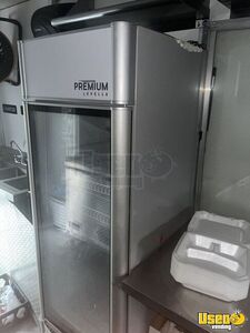 2005 Stepvan Food Truck All-purpose Food Truck Deep Freezer Michigan Diesel Engine for Sale
