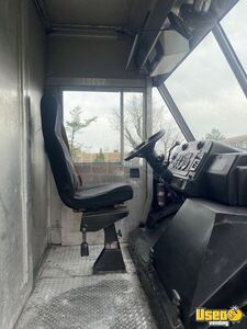 2005 Stepvan Kitchen Food Truck All-purpose Food Truck Grease Trap Maryland Diesel Engine for Sale