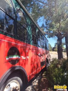 2005 Trolley All-purpose Food Truck Insulated Walls Nevada Diesel Engine for Sale