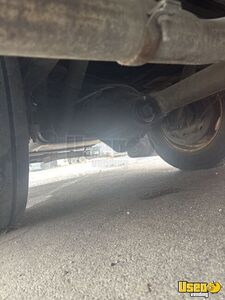 2005 Utilimaster All-purpose Food Truck Interior Lighting Kentucky Diesel Engine for Sale