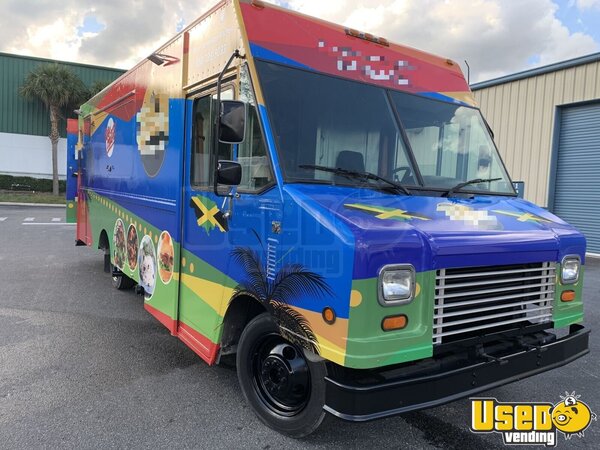 2005 Utilimaster P42 Kitchen Food Truck All-purpose Food Truck Concession Window Florida Diesel Engine for Sale
