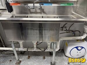 2005 Work Horse All-purpose Food Truck Chef Base Maryland Diesel Engine for Sale