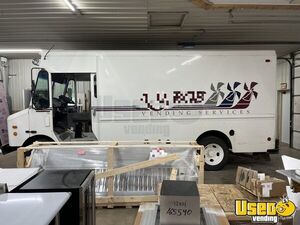 2005 Work Horse All-purpose Food Truck Concession Window Indiana Gas Engine for Sale