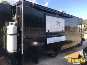 2005 Work Horse All-purpose Food Truck Insulated Walls Georgia Diesel Engine for Sale
