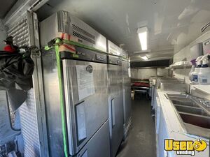2005 Work Horse All-purpose Food Truck Upright Freezer North Carolina Gas Engine for Sale