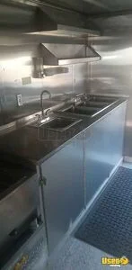 2005 Workhorse All-purpose Food Truck Diamond Plated Aluminum Flooring New York for Sale