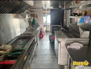 2005 Workhorse All-purpose Food Truck Insulated Walls Pennsylvania Gas Engine for Sale