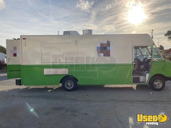 2005 Workhorse All-purpose Food Truck South Carolina Gas Engine for Sale