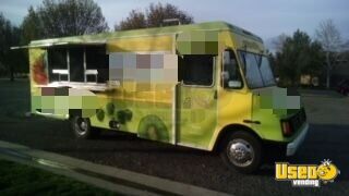 2005 Workhorse Ice Cream Truck California Gas Engine for Sale