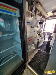 2005 Workhorse P30 Step Van Kitchen Food Truck All-purpose Food Truck Double Sink Virginia Gas Engine for Sale