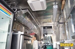 2005 Workhorse P30 Step Van Kitchen Food Truck All-purpose Food Truck Exhaust Hood Virginia Gas Engine for Sale