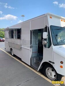 2005 Workhorse P32 Step Van Kitchen Food Truck All-purpose Food Truck Texas Gas Engine for Sale