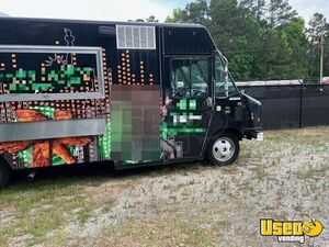 2005 Workhorse P42 All-purpose Food Truck Concession Window North Carolina Diesel Engine for Sale