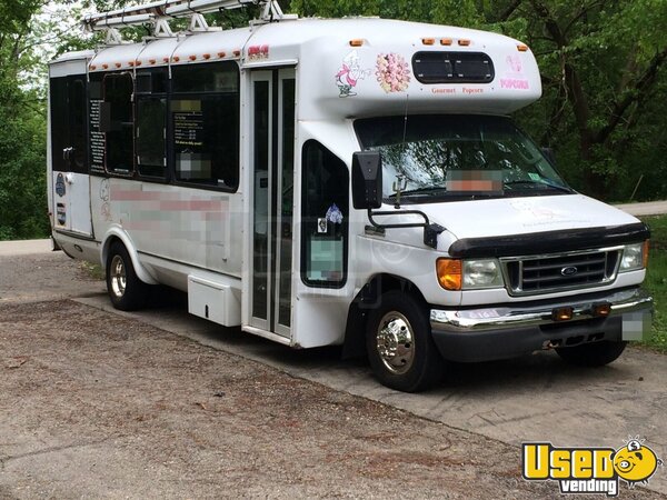2006 2006 Ford E450 Diesel Bus All-purpose Food Truck 44 Illinois Diesel Engine for Sale