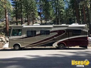 2006 - 34' Tiffin Allegro Motorhomes Bus | Luxury Mobile Home Unit with Bathroom for Sale in Nevada!