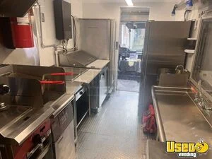 2006 Barbecue Food Truck Concession Window Maryland Diesel Engine for Sale