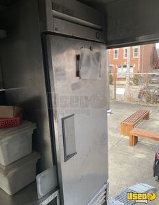 2006 Box Truck All-purpose Food Truck Exterior Customer Counter Pennsylvania Gas Engine for Sale