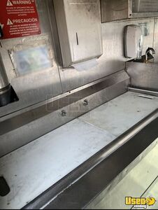 2006 Box Truck All-purpose Food Truck Flatgrill Pennsylvania Gas Engine for Sale