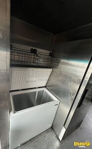 2006 Chassis Bakery Food Truck Surveillance Cameras Colorado Diesel Engine for Sale