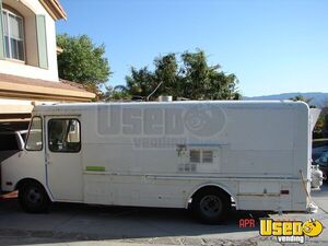 2006 Chevrolet P30 All-purpose Food Truck Stainless Steel Wall Covers California Gas Engine for Sale