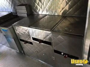 2006 Chevy All-purpose Food Truck Diamond Plated Aluminum Flooring Texas Gas Engine for Sale