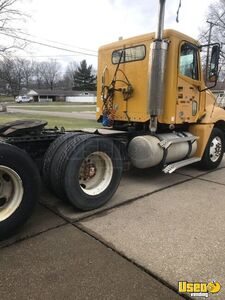 2006 Columbia Freightliner Semi Truck 6 Ohio for Sale