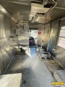 2006 Commercial Chassis All-purpose Food Truck Electrical Outlets Oklahoma Gas Engine for Sale