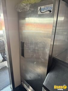 2006 Diesel Mt45 Bakery Food Truck Additional 1 Nevada Diesel Engine for Sale