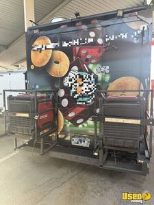 2006 Diesel Mt45 Bakery Food Truck Fire Extinguisher Nevada Diesel Engine for Sale