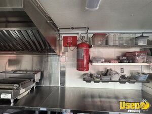2006 Diesel Mt45 Bakery Food Truck Hand-washing Sink Nevada Diesel Engine for Sale