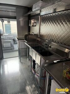 2006 E-350 All-purpose Food Truck Flatgrill Washington Gas Engine for Sale