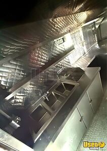 2006 E-350 All-purpose Food Truck Oven California Gas Engine for Sale