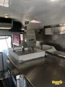 2006 E-350 Bus Shaved Ice Truck Snowball Truck Diamond Plated Aluminum Flooring California Gas Engine for Sale