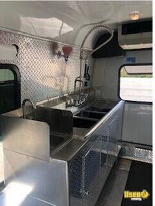 2006 E-350 Bus Shaved Ice Truck Snowball Truck Interior Lighting California Gas Engine for Sale