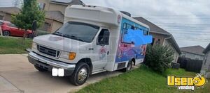 2006 E-350 Pet Care / Veterinary Truck Texas Gas Engine for Sale