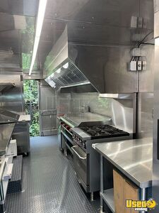2006 E-350 Step Van All-purpose Food Truck Exterior Customer Counter Florida Diesel Engine for Sale