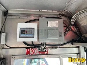 2006 E-350 Step Van All-purpose Food Truck Gas Engine Florida Gas Engine for Sale